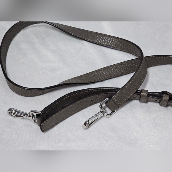 EUC Michael kors Crossbody Strap - Picture 8 of 9